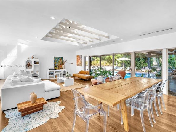 4401 Sanders St, Hollywood FL 33021