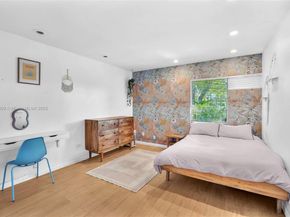 4401 Sanders St, Hollywood FL 33021