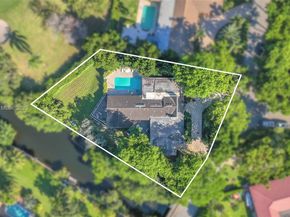 4401 Sanders St, Hollywood FL 33021