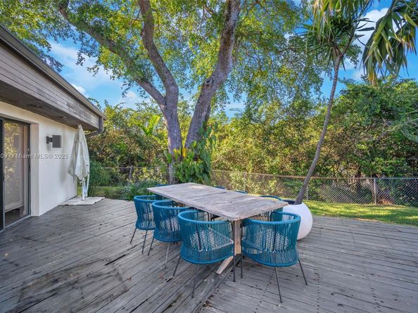 4401 Sanders St, Hollywood FL 33021