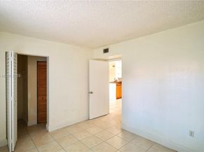 15231 SW 80th St 101, Miami FL 33193