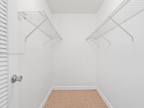 1110 NW 90th Way, Plantation FL 33322