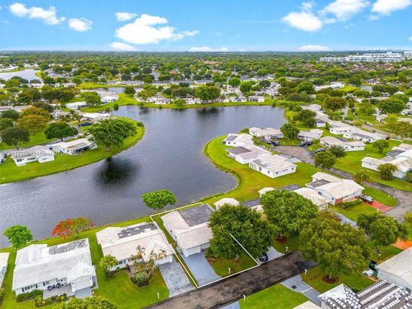 1110 NW 90th Way, Plantation FL 33322