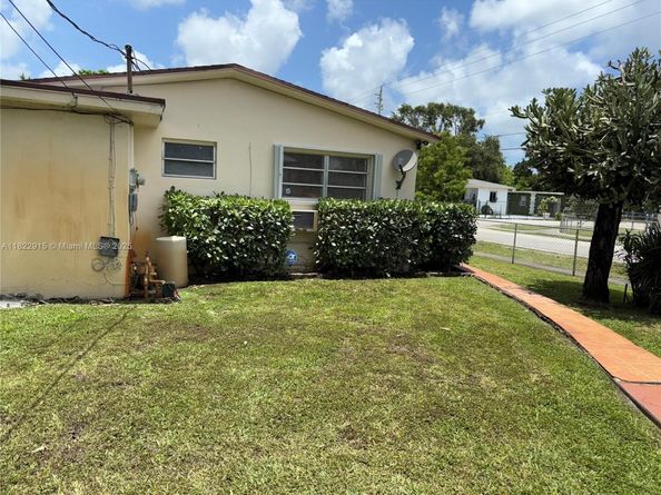 4780 NW 18th Ave, Miami FL 33142