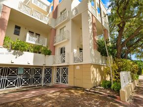 1005 8th St 206, Miami Beach FL 33139