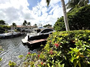 996 Sanibel Dr, Hollywood FL 33019