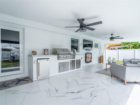 11350 SW 57th St, Miami FL 33173