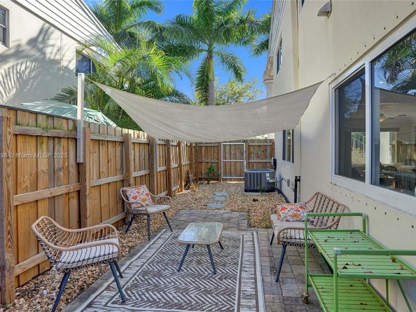 4525 NE 21st Ave 5, Fort Lauderdale FL 33308