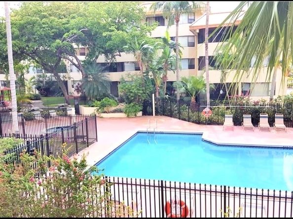 7451 NW 16th St 207, Plantation FL 33313