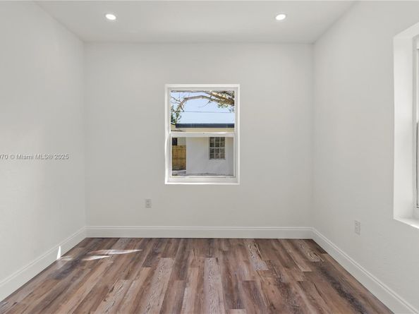 9221 NW 15th Ave, Miami FL 33147