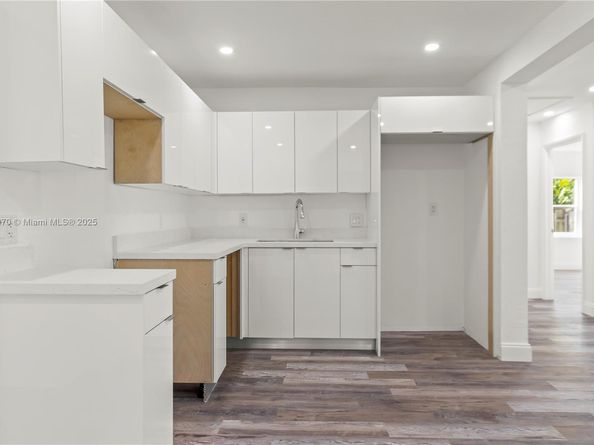 9221 NW 15th Ave, Miami FL 33147