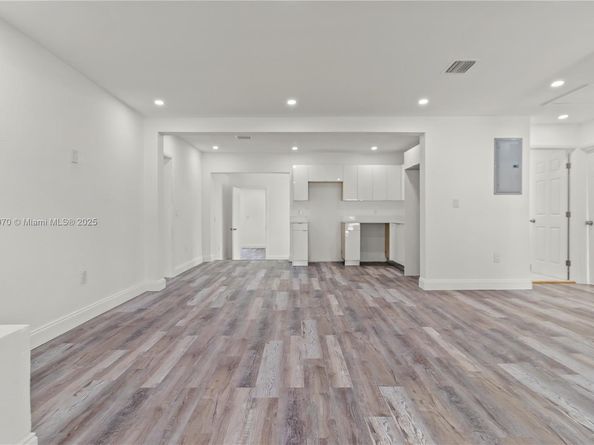 9221 NW 15th Ave, Miami FL 33147