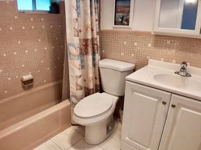 16900 NE 14th Ave 305, Miami FL 33162