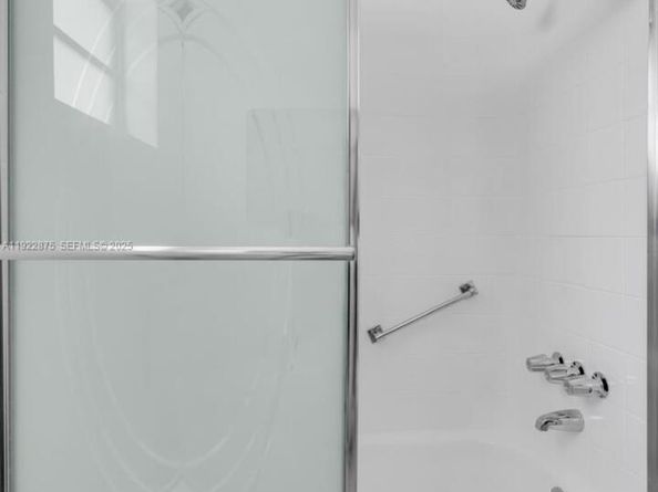 4485 E 8th Ave, Hialeah FL 33013