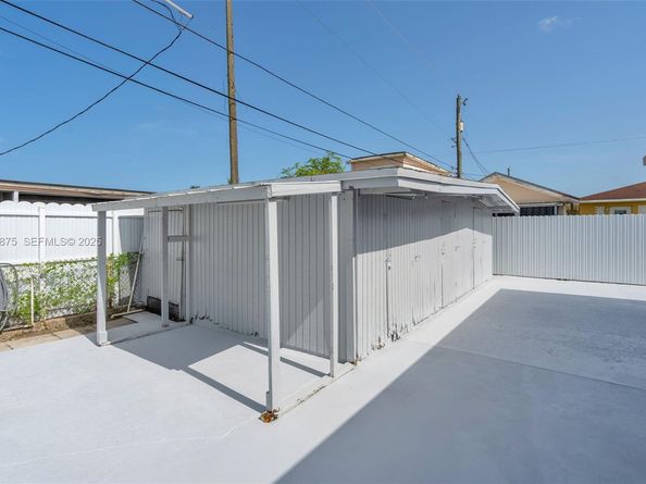 4485 E 8th Ave, Hialeah FL 33013