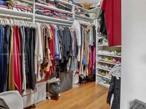 10121 NW 33rd St, Sunrise FL 33351