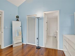 10121 NW 33rd St, Sunrise FL 33351