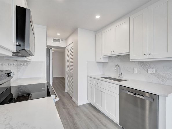 1201 S Ocean Dr 2509S PH, Hollywood FL 33019
