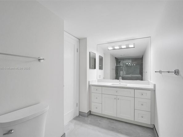 1201 S Ocean Dr 2509S PH, Hollywood FL 33019