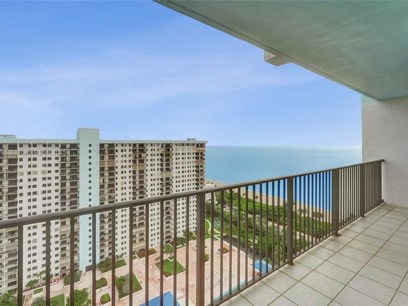1201 S Ocean Dr 2509S PH, Hollywood FL 33019