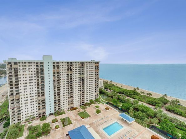 1201 S Ocean Dr 2509S PH, Hollywood FL 33019