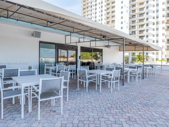 1201 S Ocean Dr 2509S PH, Hollywood FL 33019