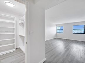 1201 S Ocean Dr 2509S PH, Hollywood FL 33019