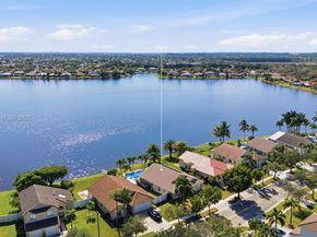 19372 NW 24th Pl, Pembroke Pines FL 33029