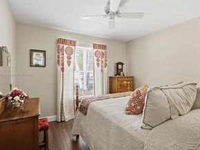 19372 NW 24th Pl, Pembroke Pines FL 33029