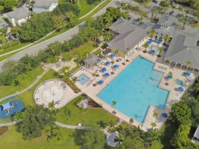 500 SE 32nd Ave, Homestead FL 33033