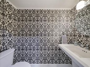 2768 Day Ave 1, Miami FL 33133