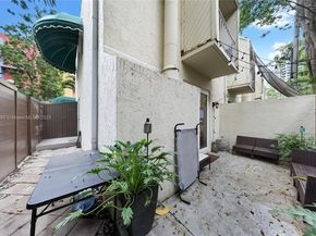 2768 Day Ave 1, Miami FL 33133