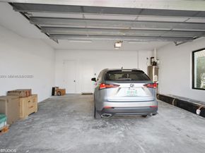 5883 W Brookfield Cir W, Hollywood FL 33312