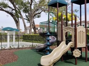 5883 W Brookfield Cir W, Hollywood FL 33312