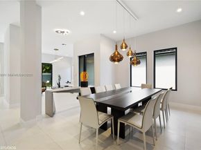 5883 W Brookfield Cir W, Hollywood FL 33312