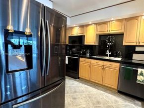 200 Diplomat Pkwy 530, Hallandale Beach FL 33009