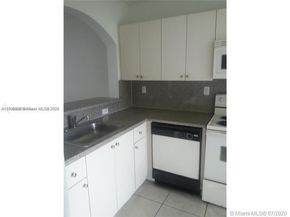 940 NE 33rd Ter 102, Homestead FL 33033