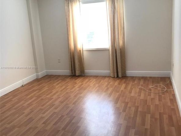 200 178th Dr 505, Sunny Isles Beach FL 33160