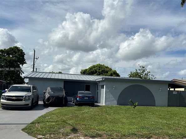 6757 Arbor Dr, Miramar FL 33023