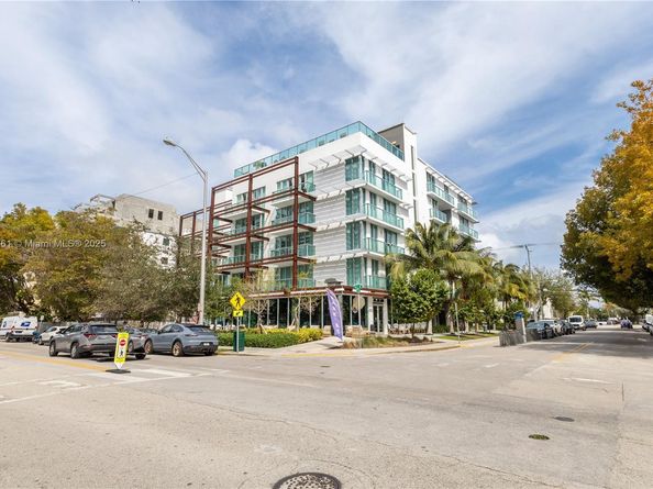 1215 West Ave 203, Miami Beach FL 33139