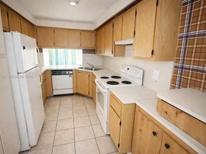 500 NW 214th St 103, Miami Gardens FL 33169