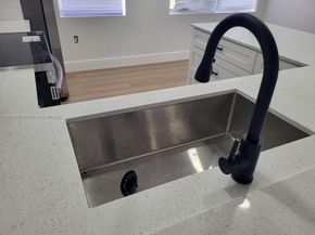 651 SW 14th St, Deerfield Beach FL 33441