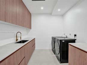 1825 NE 26th Ave, Fort Lauderdale FL 33305