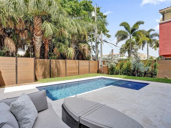 1825 NE 26th Ave, Fort Lauderdale FL 33305