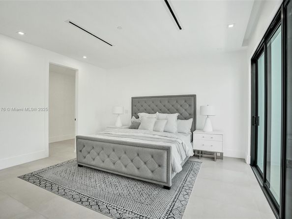 1825 NE 26th Ave, Fort Lauderdale FL 33305