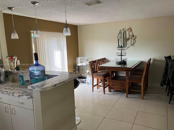 6970 NW 174th Ter 404, Hialeah FL 33015