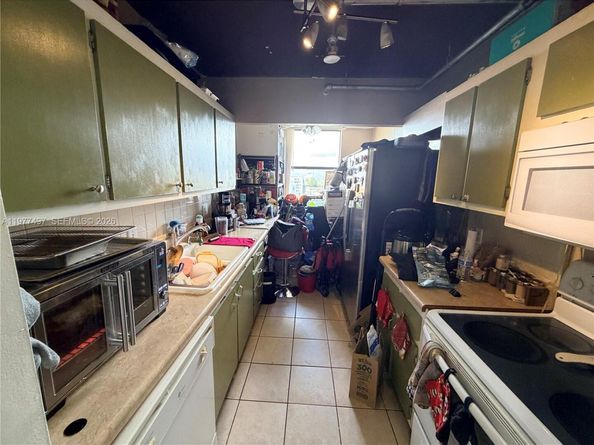 1470 NE 123rd St A1116, North Miami FL 33161