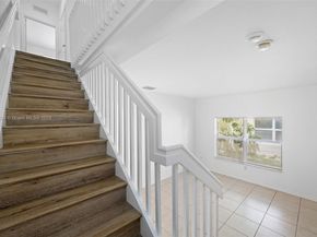 3019 NW 30th Ave, Oakland Park FL 33311