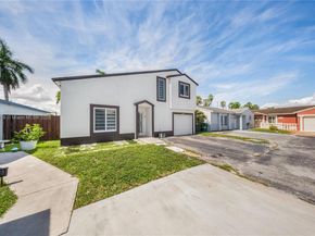 18858 NW 63rd Ct Cir, Hialeah FL 33015