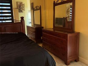 11248 SW 11th St, Pembroke Pines FL 33025